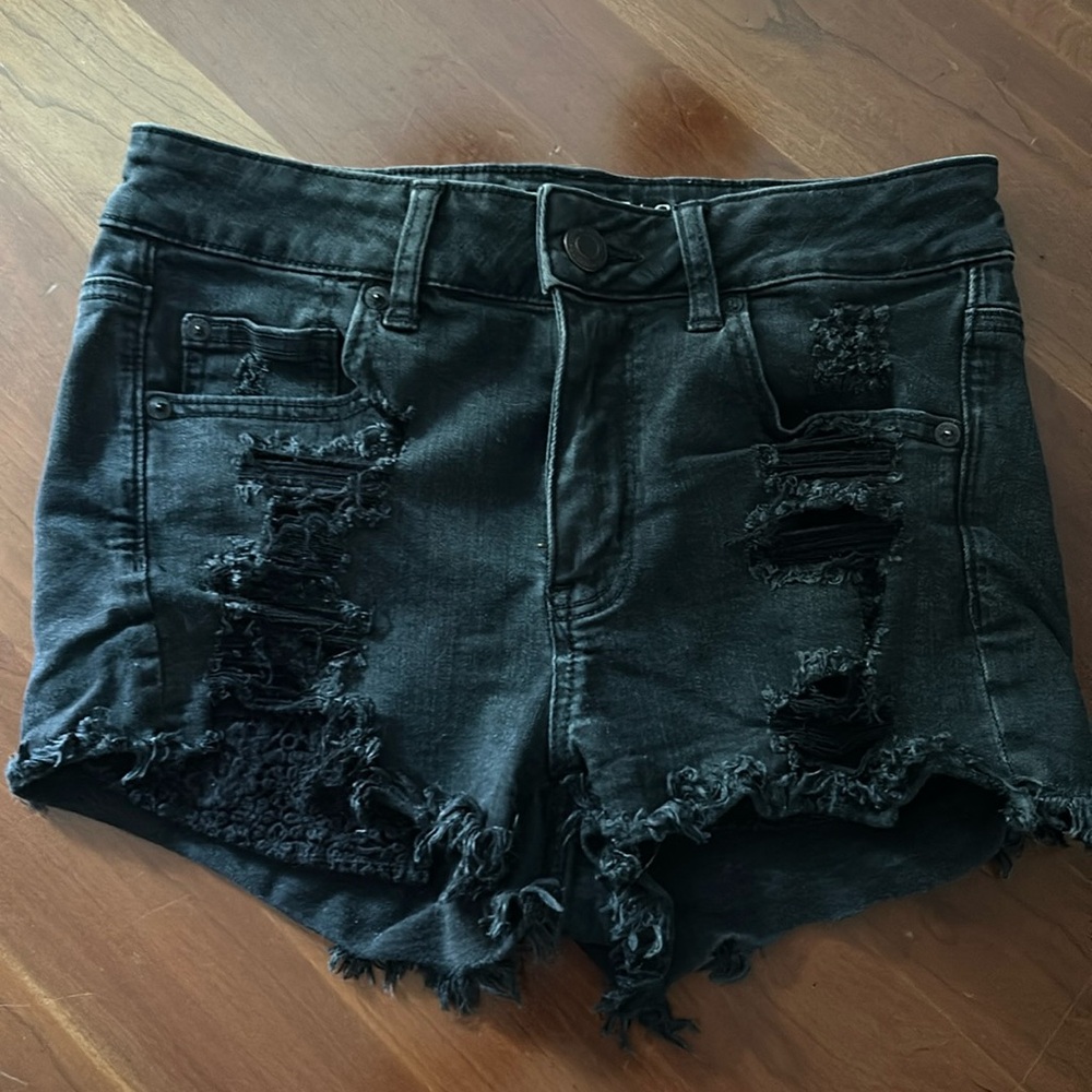 Cute distressed shorts